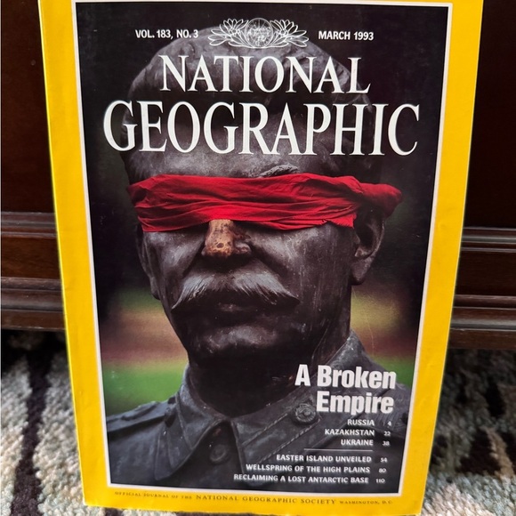 National Geographic Magazine Complete 1993 Issues with Maps and Special Edition - Picture 5 of 13
